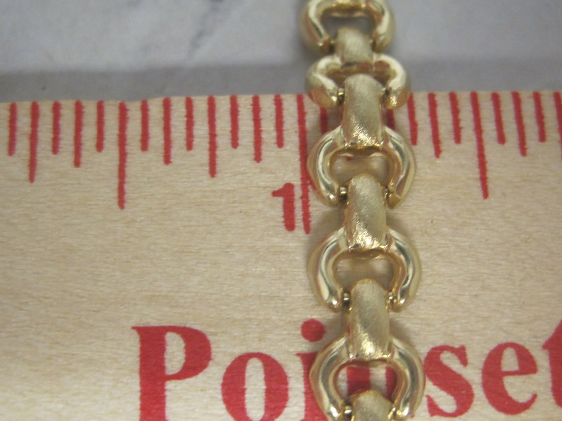 15 1/2" 14k Gold Gorgeous Necklace - 4