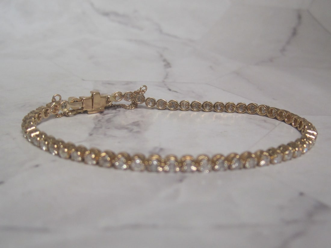 7" 14k Gold Diamond Tennis Bracelet (1 of 5)