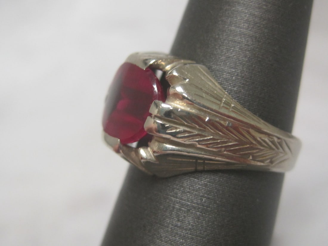 14k White Gold Vintage Synthetic Red Stone Ring - 2