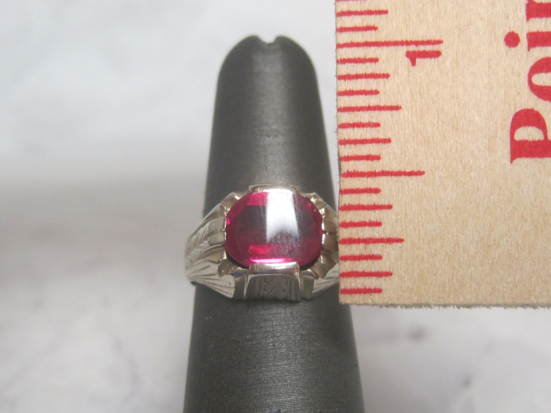 14k White Gold Vintage Synthetic Red Stone Ring - 4