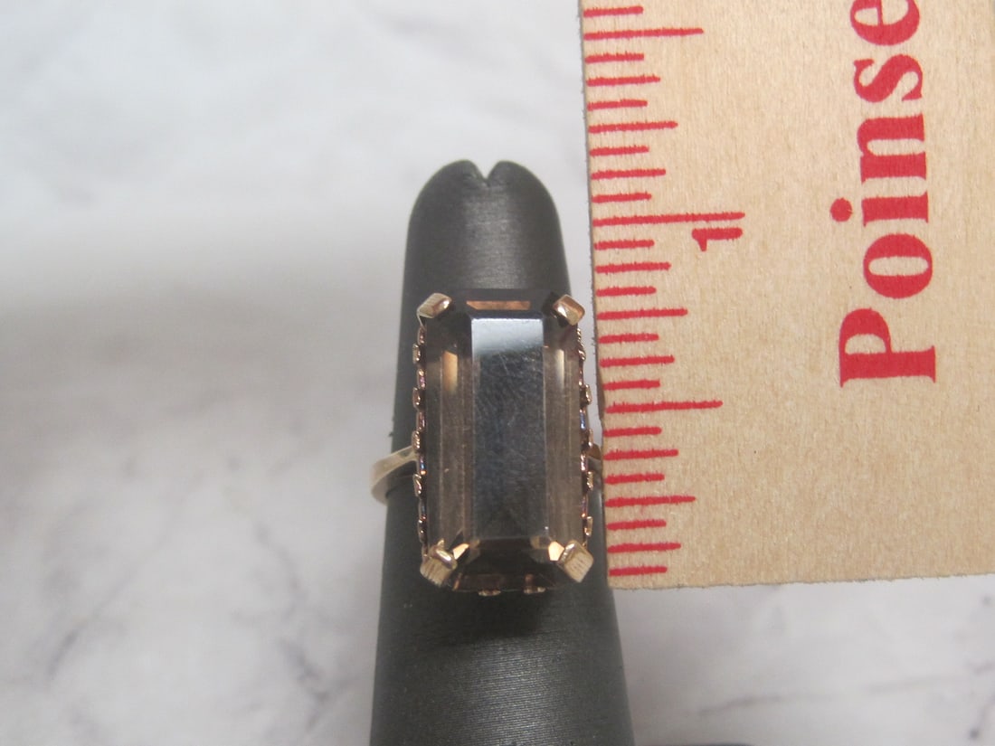 10k Gold Quartz Ring - 5