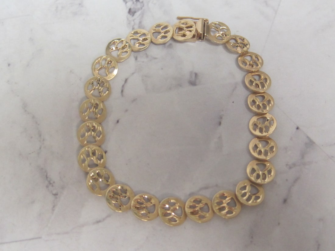 7" 14k Gold Tiger Paw Bracelet (1 of 5)