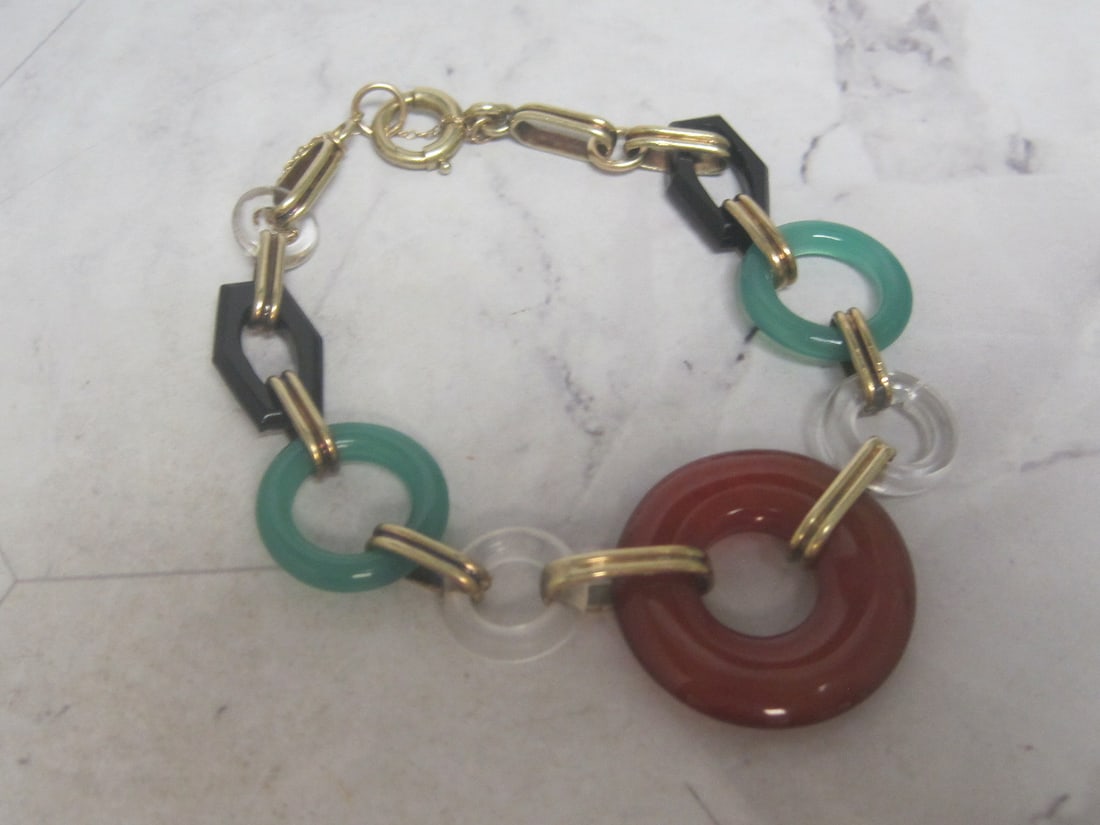 7" 14k Gold Bracelet with Jade, Carnelian, & Onyx Stone Rings: Weighs 12.6 grams