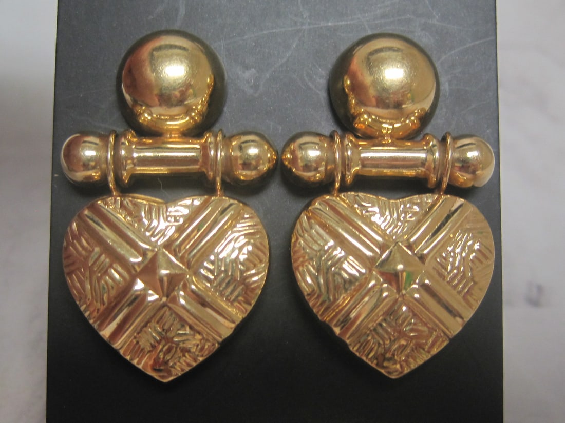 14k Gold Heart Pierced Earrings: Weighs 7.9 grams 