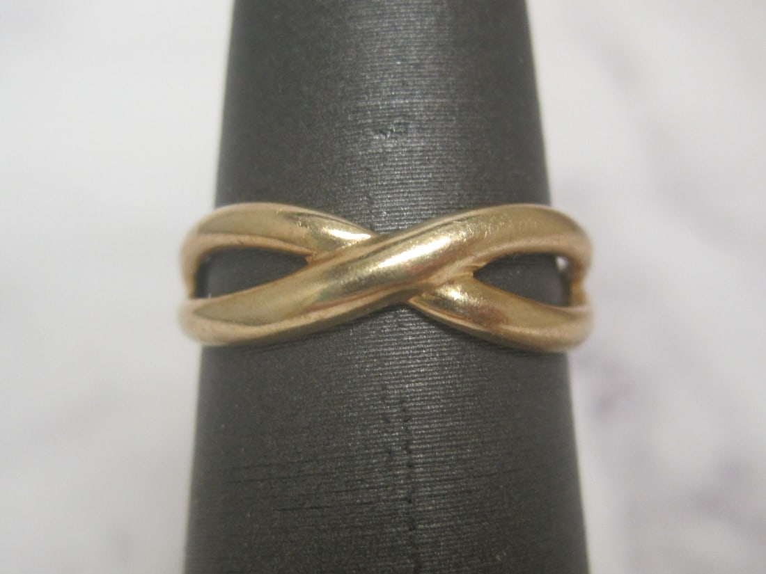 10k Gold Cuff Ring: Weighs 1.1 grams 