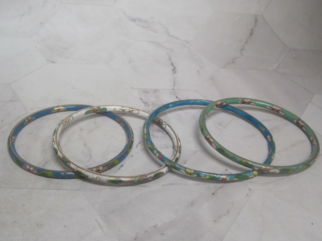 Lot of 4 Cloisonne Bangle Bracelets (1 of 7)