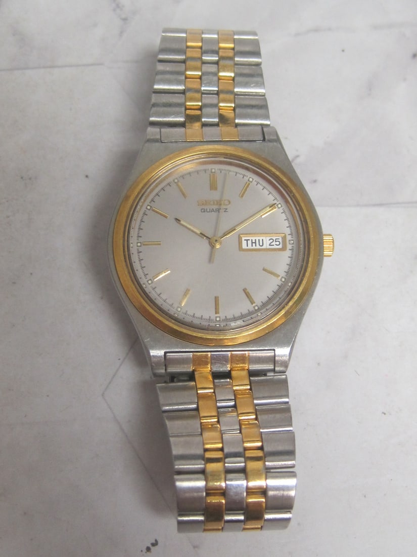 Seiko Man's Watch (1 of 5)