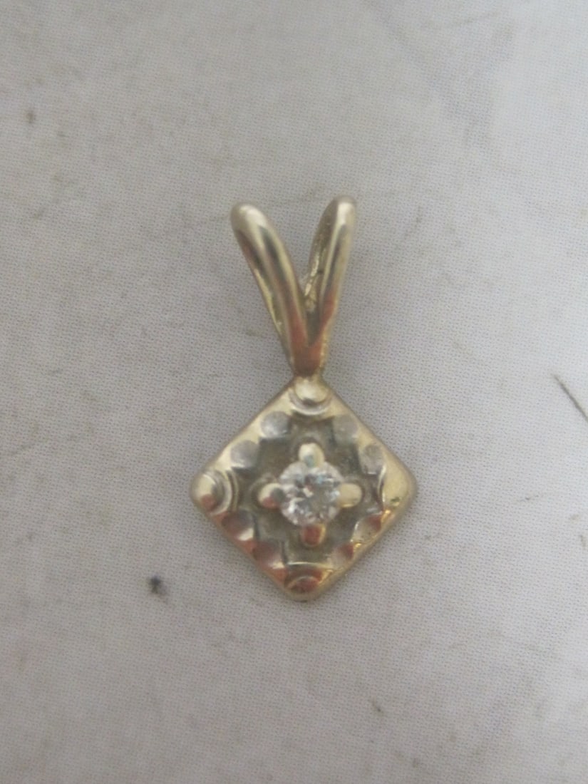 14k Gold Antique Diamond Pendant (1 of 3)