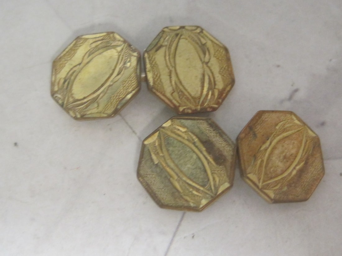 Antique Pair of Cufflinks (1 of 4)