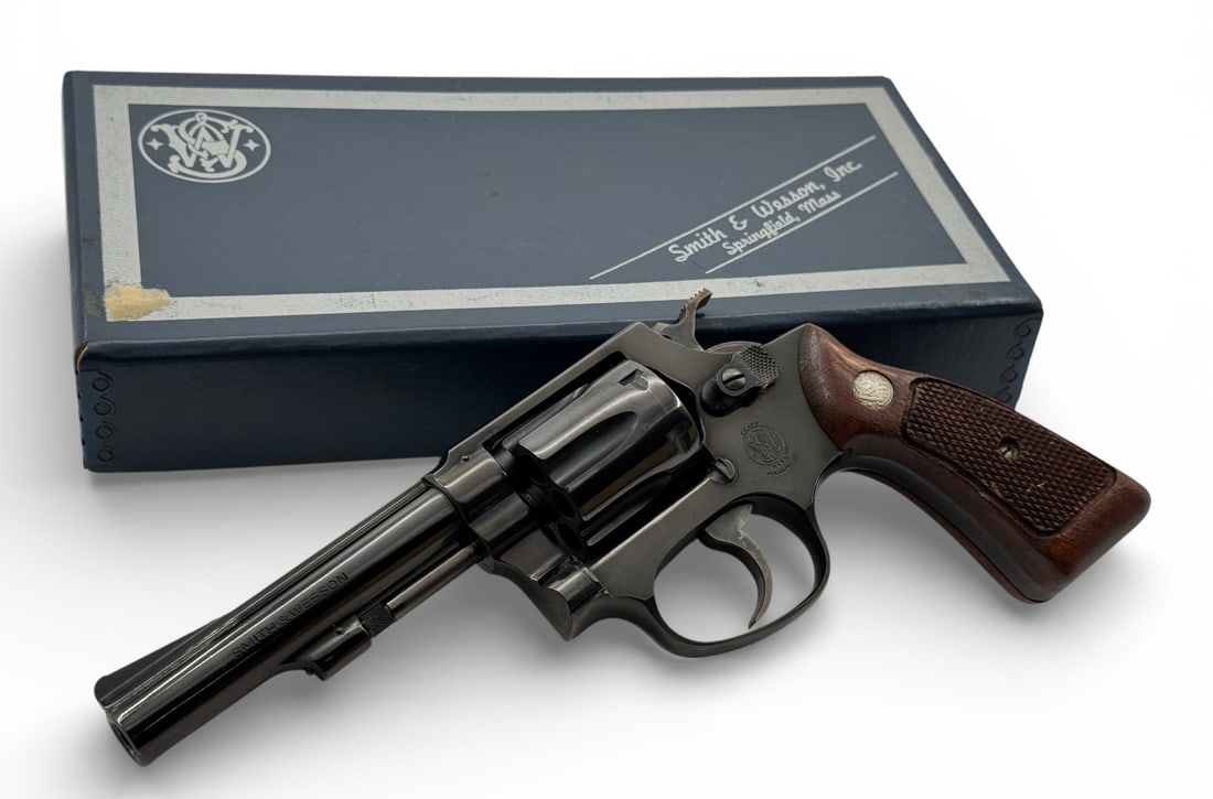 NIB 1969 Smith & Wesson Model 31-1 .32 S&W LONG 4" Blued Revolver (1 of 17)