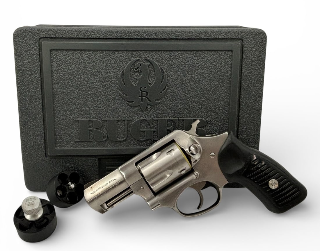 Excellent Ruger SP101 .357 MAG. Stainless Steel Revolver in Box (1 of 11)
