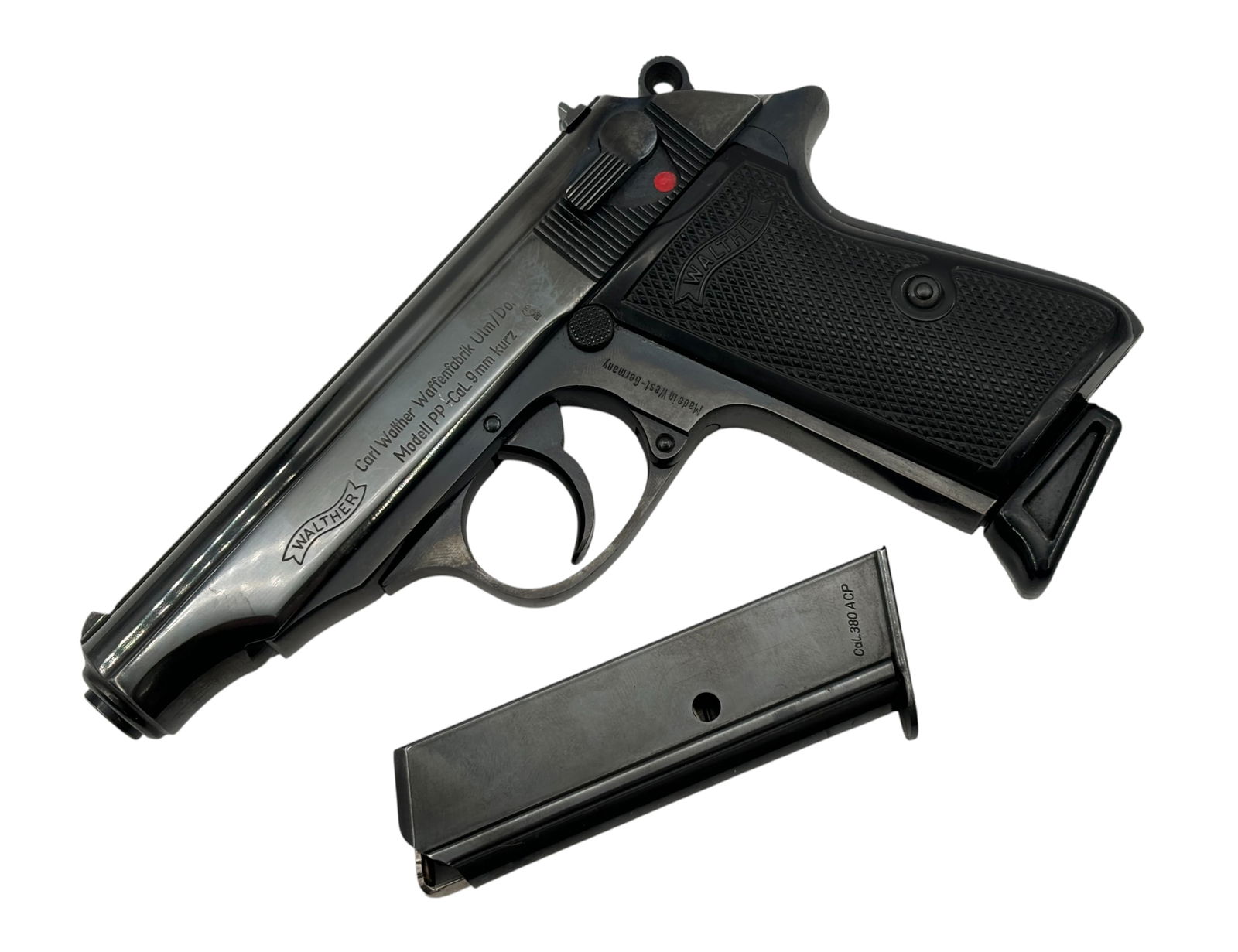 Excellent 1966 West German Walther Model PP .380 ACP Semi-Automatic Pistol with (2) Magazines (1 of 7)