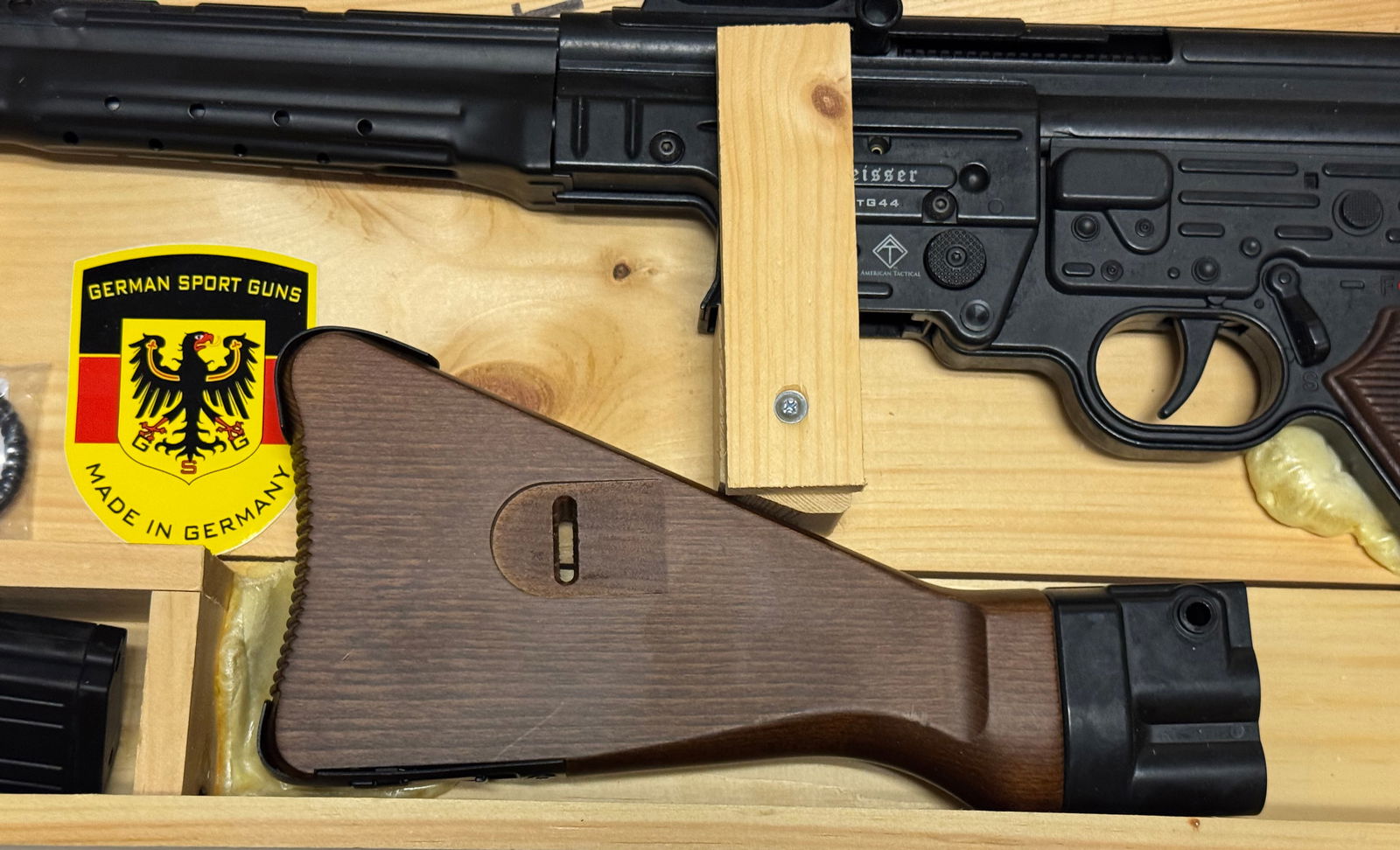 NIB American Tactical GSG-STG44 .22 LR Semi-Automatic Rifle in Crate with Extras - 8