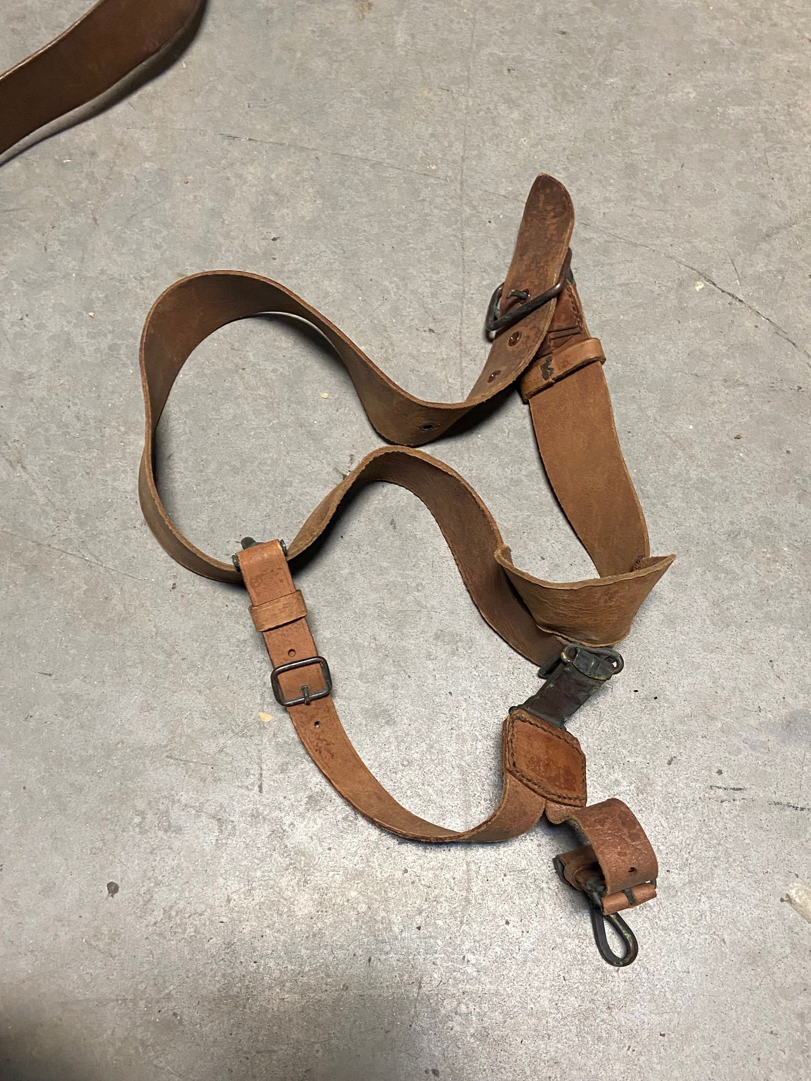Sam Brown Belt and Antique Leather Sword Hanging Belts (Collectible) - 6