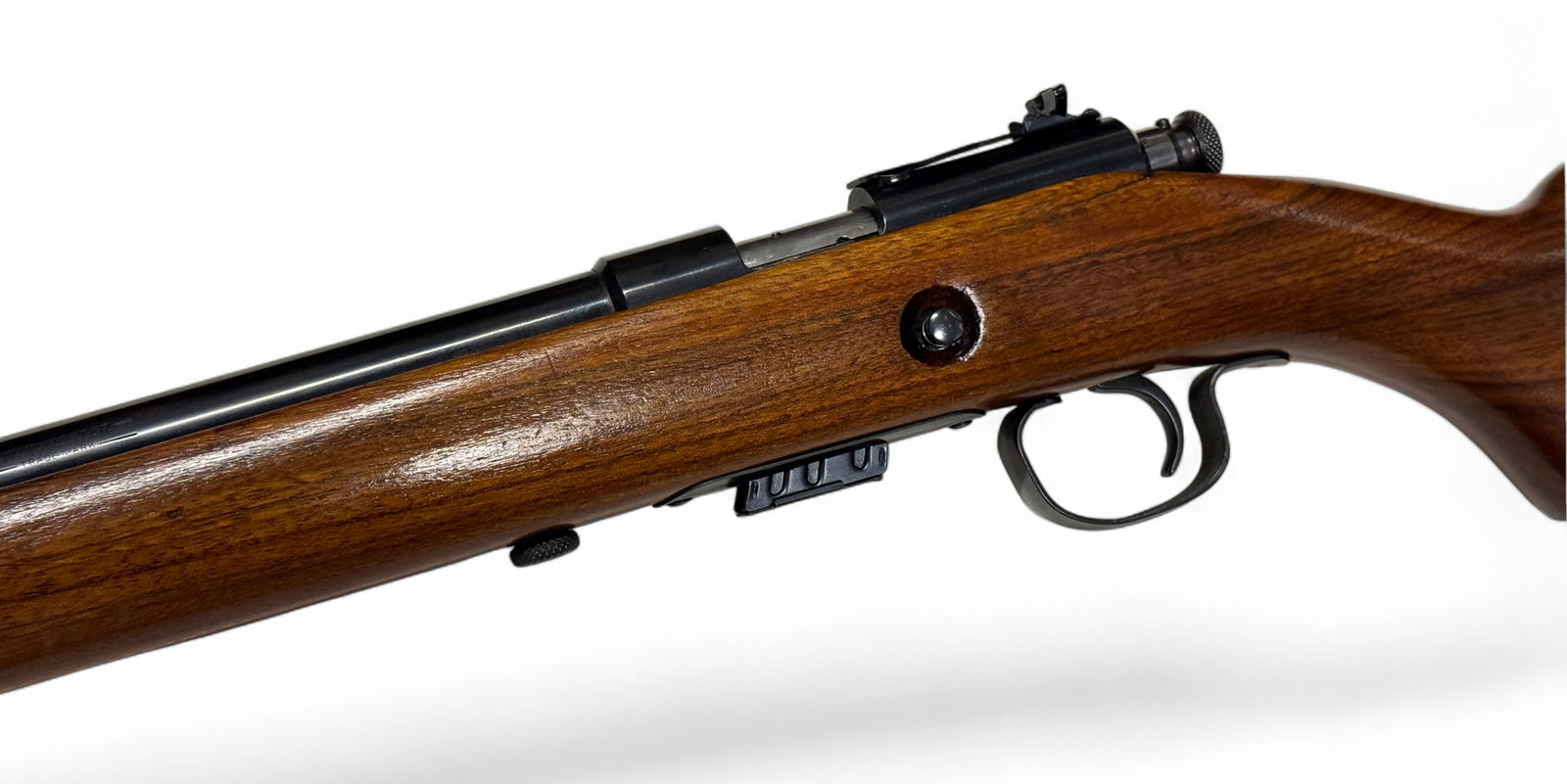 Excellent Winchester Model 69 .22 SHORT and LR Bolt Action Magazine Rifle (1 of 16)