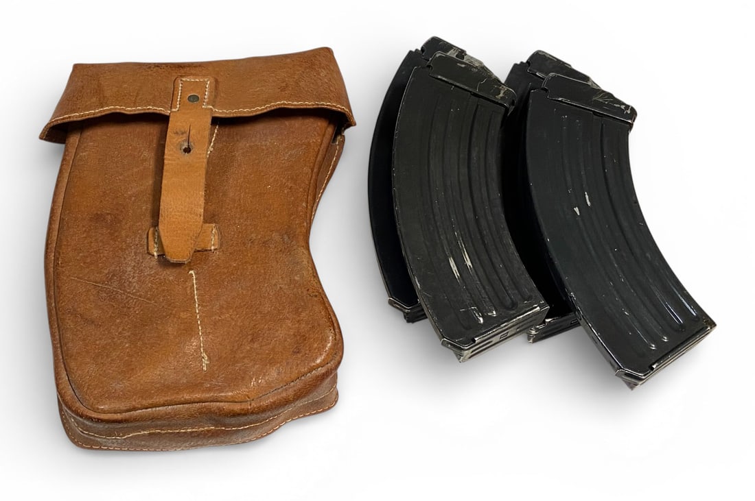 1964 Czech Army Vz58 AK-47 Magazine Pouch and 4 Magazines: 4 Original Czech CZ Vz58 AK Magazines 