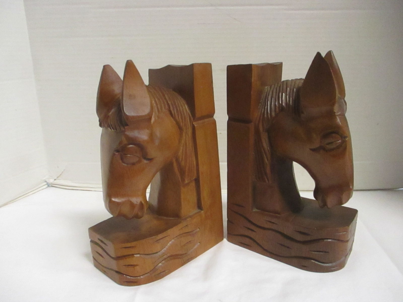Midcentury Carved Wood Horse Head Bookends (1 of 9)