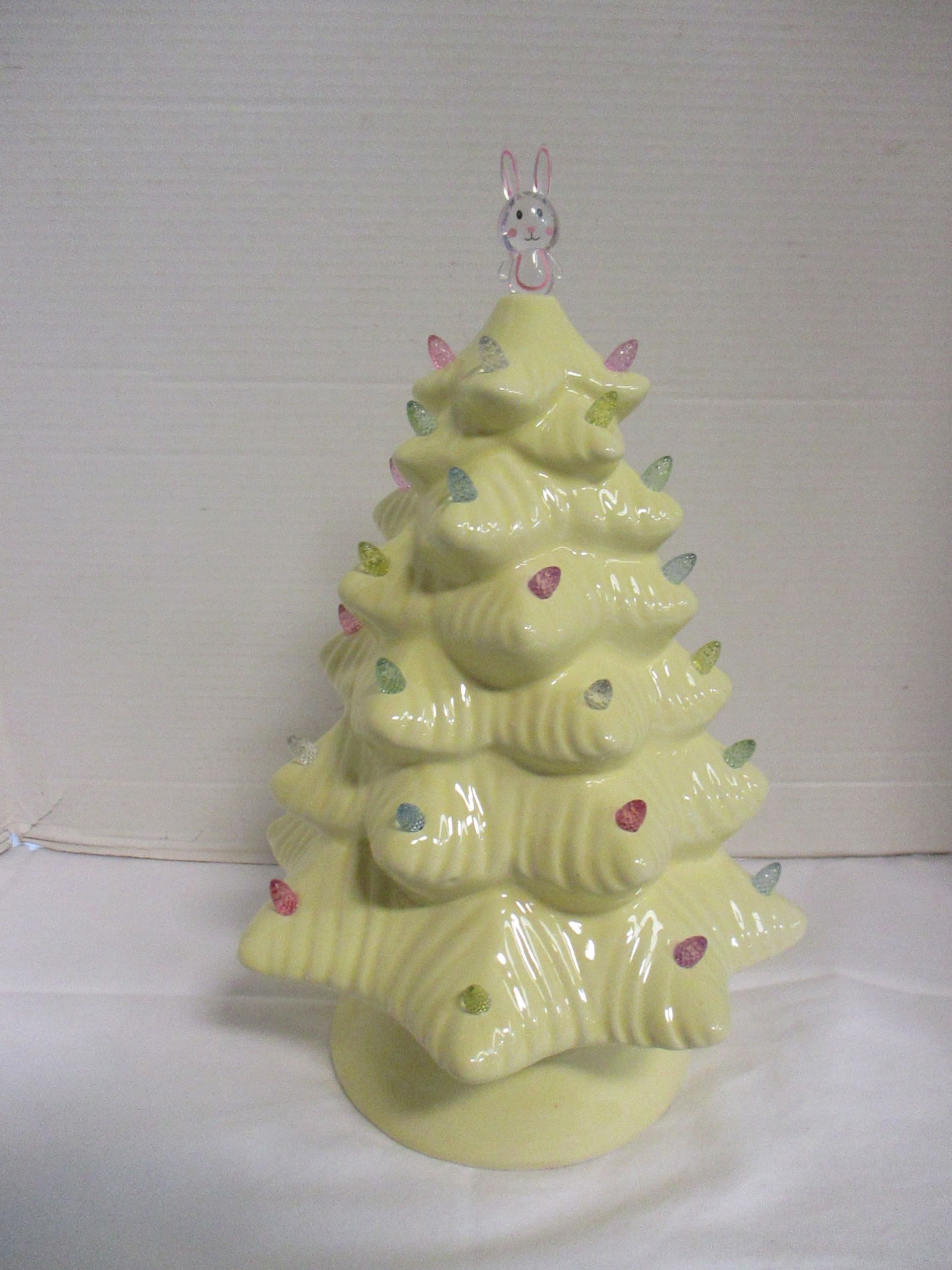 Nostalgic Ceramic Lite-Up Easter Tree (1 of 8)