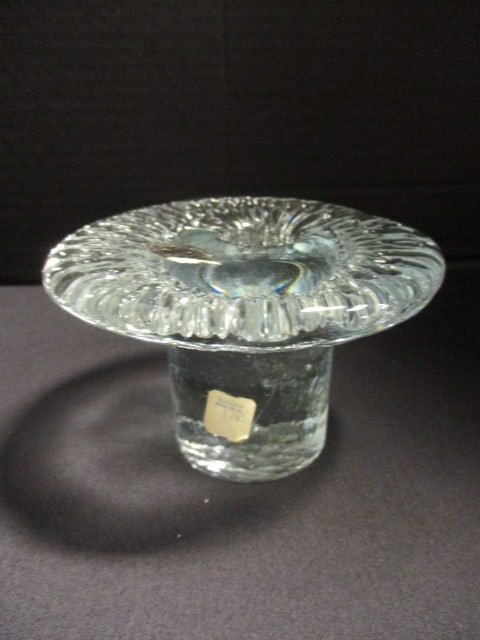 1960-70's Blenko Mushroom Candle Holder: 3 1/4"h, has silver Blenko foil sticker and Blenko store price tag 