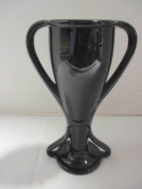 Early Fostoria Ebony Art Nouveau Trophy Cup Vase (1 of 6)
