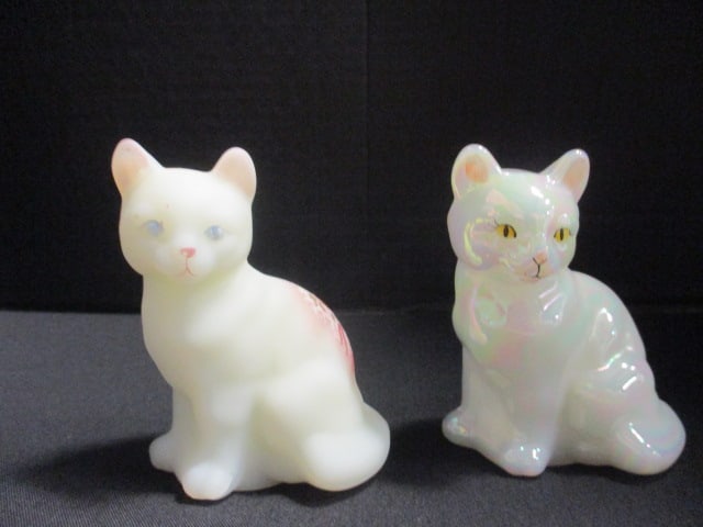 Two Signed Handpainted Fenton Art Glass Sitting Cats (1 of 9)
