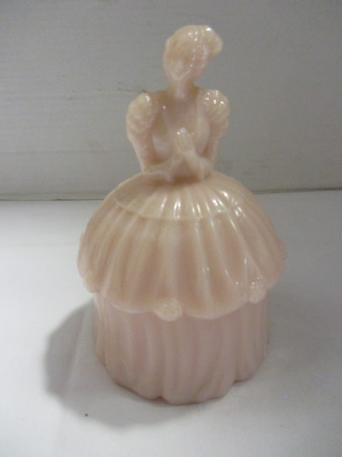 Akro-Agate USA Victorian Lady Pink Glass Powder Dish (1 of 7)