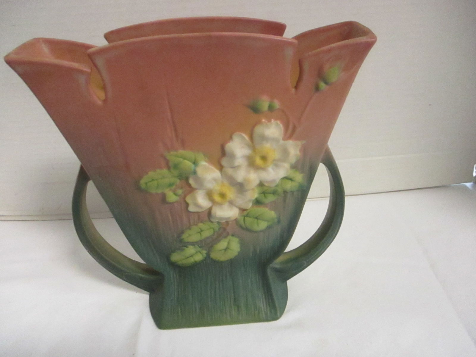 Circa 1940 Roseville Pottery White Rose Vase - 5