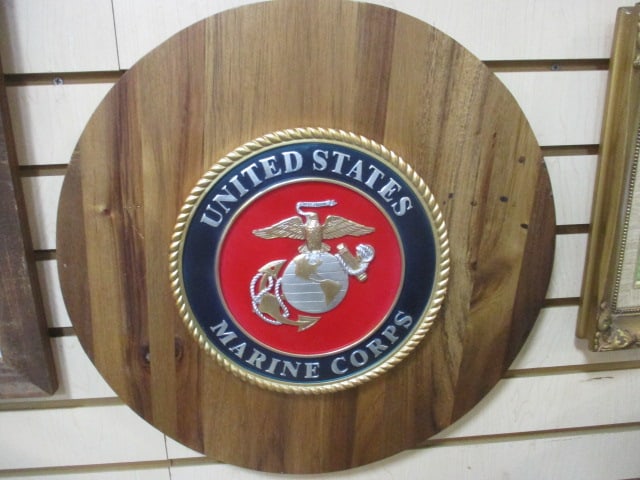 "United States Marine Corps" Emblem on Wood Wall Plaque (1 of 5)