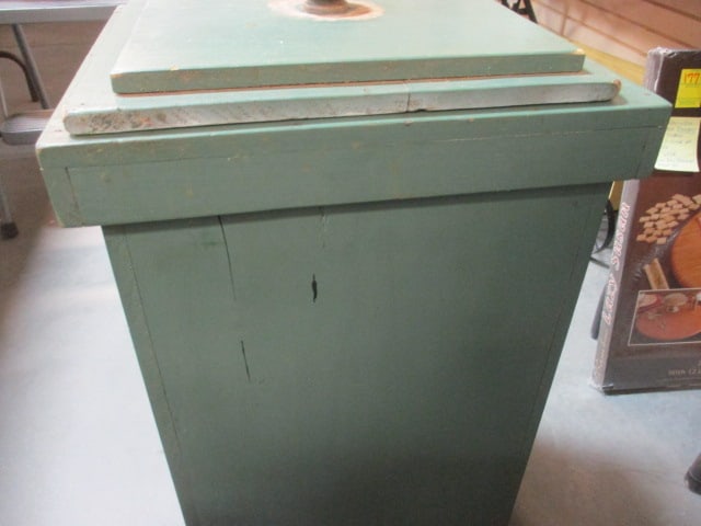 Painted Green Hand Crafted Wooden Trash Can Holder - 3