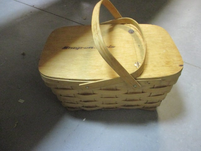Vintage Split Oak "Snap-On Tools" Advertisement Picnic Basket: 17" x 12" x 9 1/2"(15" handles up) 