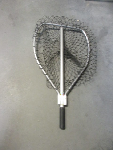 Aluminum Cumings Quality Landing Net with Retractable Handle: Local Pickup Only 