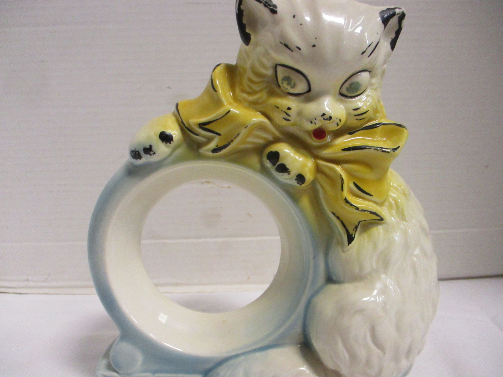 1940's Hull Pottery Kitten Clock Case - 3