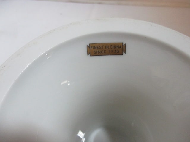 Richard Ginori Italian Handpainted Porcelain Cake Stand - 6