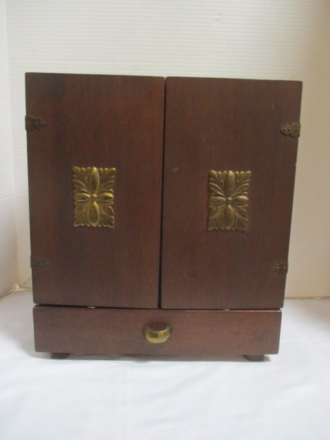 1940-50's Wooden Table Top Bar Kit (1 of 8)