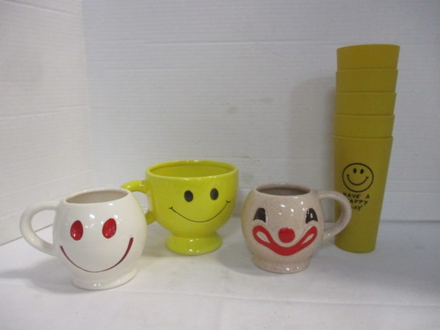 1970's McCoy Smiley and Clown Mugs and Five "Have A Nice Day" Plastic Tumblers (1 of 8)