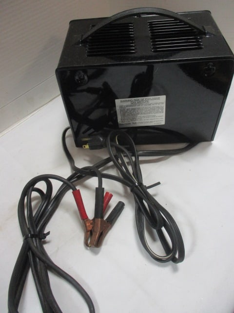 Sears 10/2/50 Amp 12 Volt Battery Charger/Starter - 6