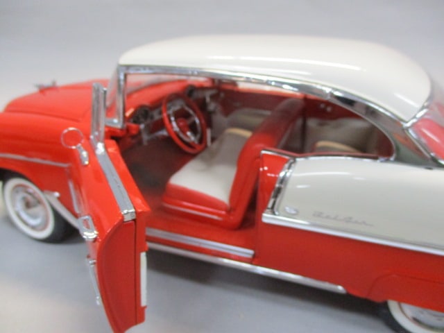Danbury Mint Diecast 1955 Chevrolet Bel Air 1:16 Scale - 6