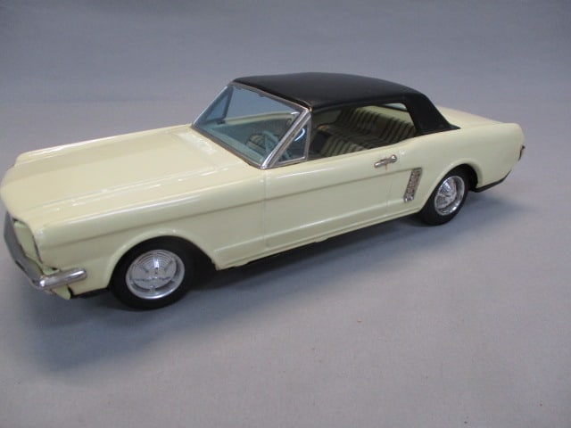 Vintage Bandai "American Car Series" 1965 Ford Mustang - 5