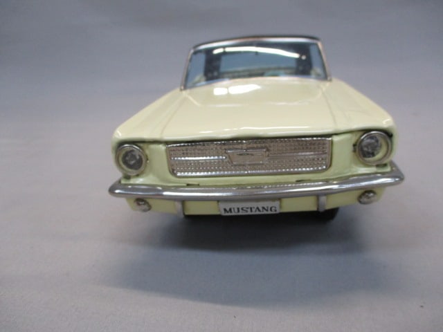 Vintage Bandai "American Car Series" 1965 Ford Mustang - 7