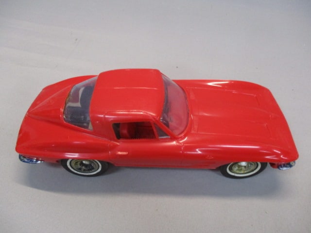 Cox Slot Car 1963 Chevrolet Corvette Stingray - 6