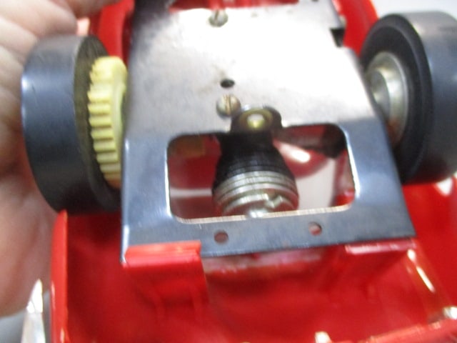 Cox Slot Car 1963 Chevrolet Corvette Stingray - 9