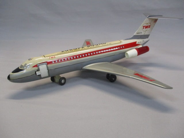 1960's TWA Douglas DC9 Tin Litho Toy Battery Operated: Made in Japan