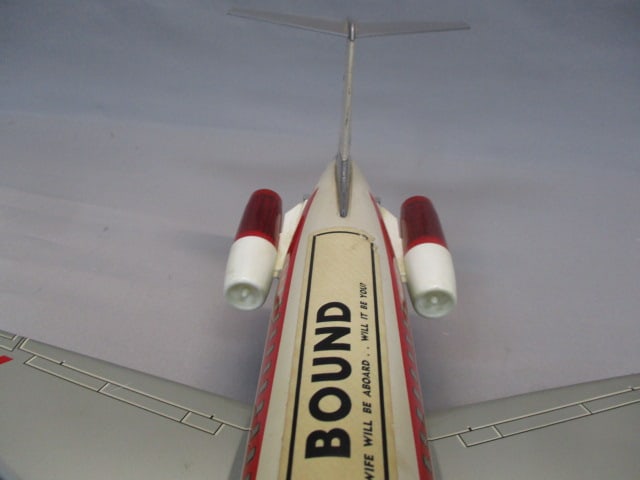 1960's TWA Douglas DC9 Tin Litho Toy Battery Operated - 6