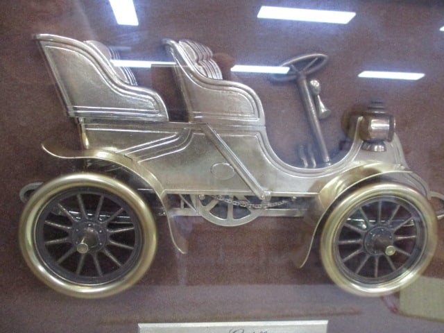Vintage Dealship Shadow Box Wall Display 1902 Cadillac - 2