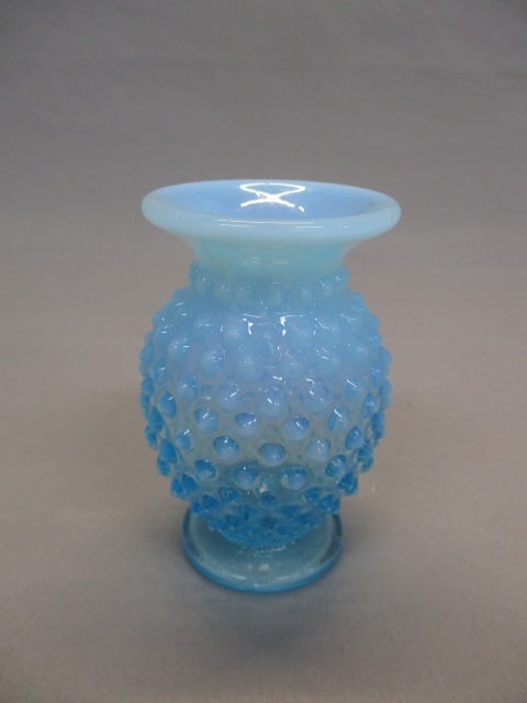 Fenton Blue Opalescent Hobnail Bud Vase (1 of 4)