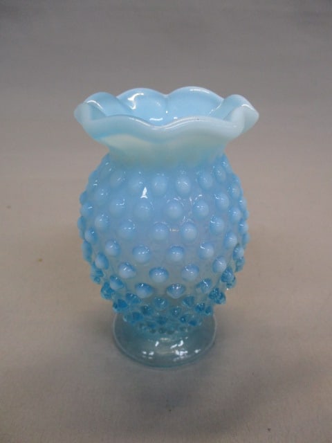 Fenton Blue Opalescent Hobnail Bud Vase (1 of 4)