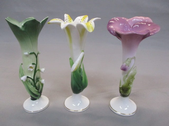 3 Lefton China Bud Vases 6" (1 of 13)