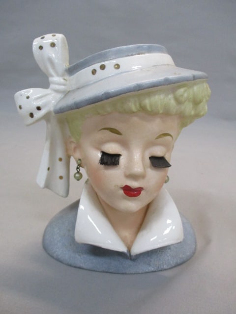 5.5 Napco 1959 #C3959A Lady Head Vase (1 of 7)