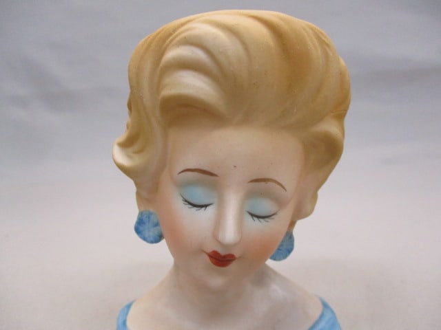 4" Lady Head Vase - 2