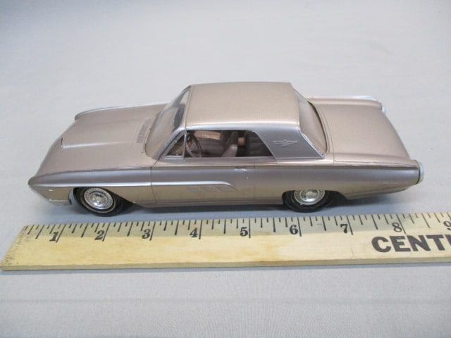 1963 Ford Thunderbird Promo - 9